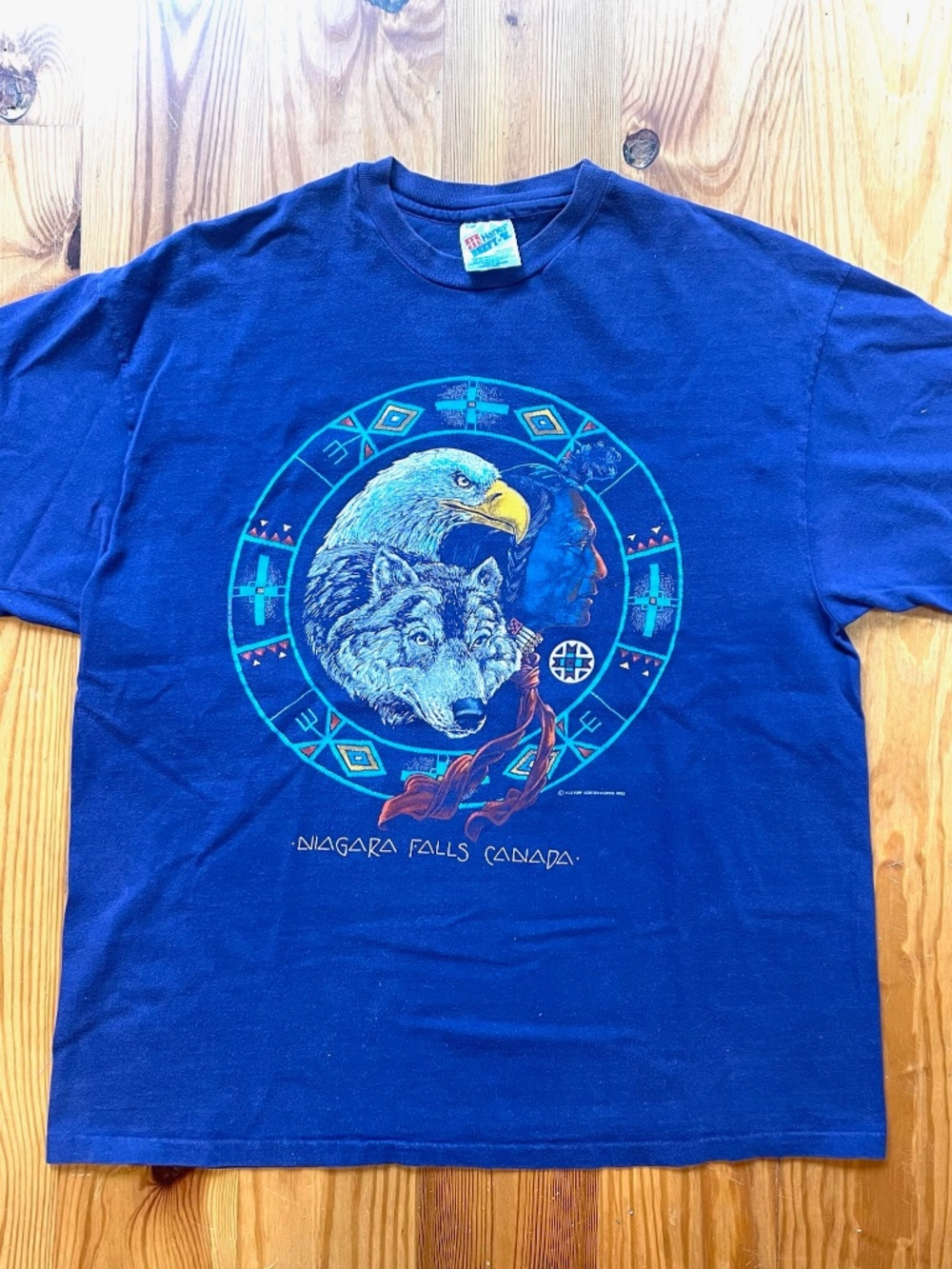 Vintage 90s T Shirt Hanes Nature Print Extra Large Wolf Eagle Single Stitch